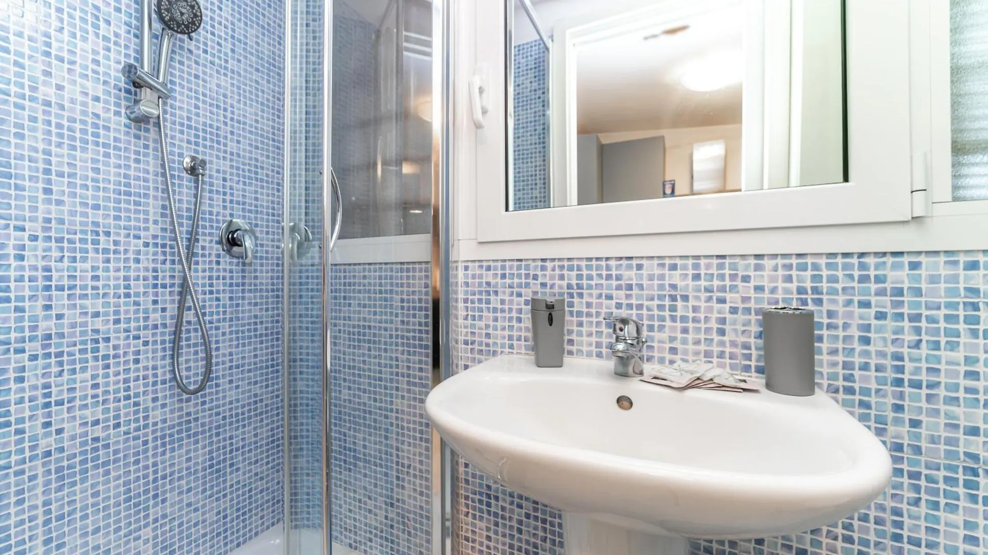 Ernest Loft - Metro Pietralata, Terrace & Parking Apartment Rome Italy
